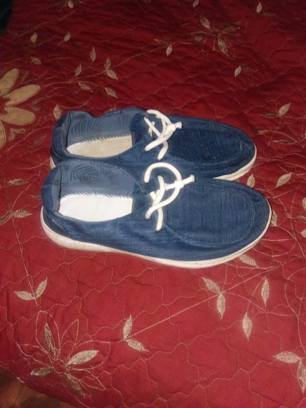 Reef Women's Denim Blue Lace-Up Athletic Slip-Ons